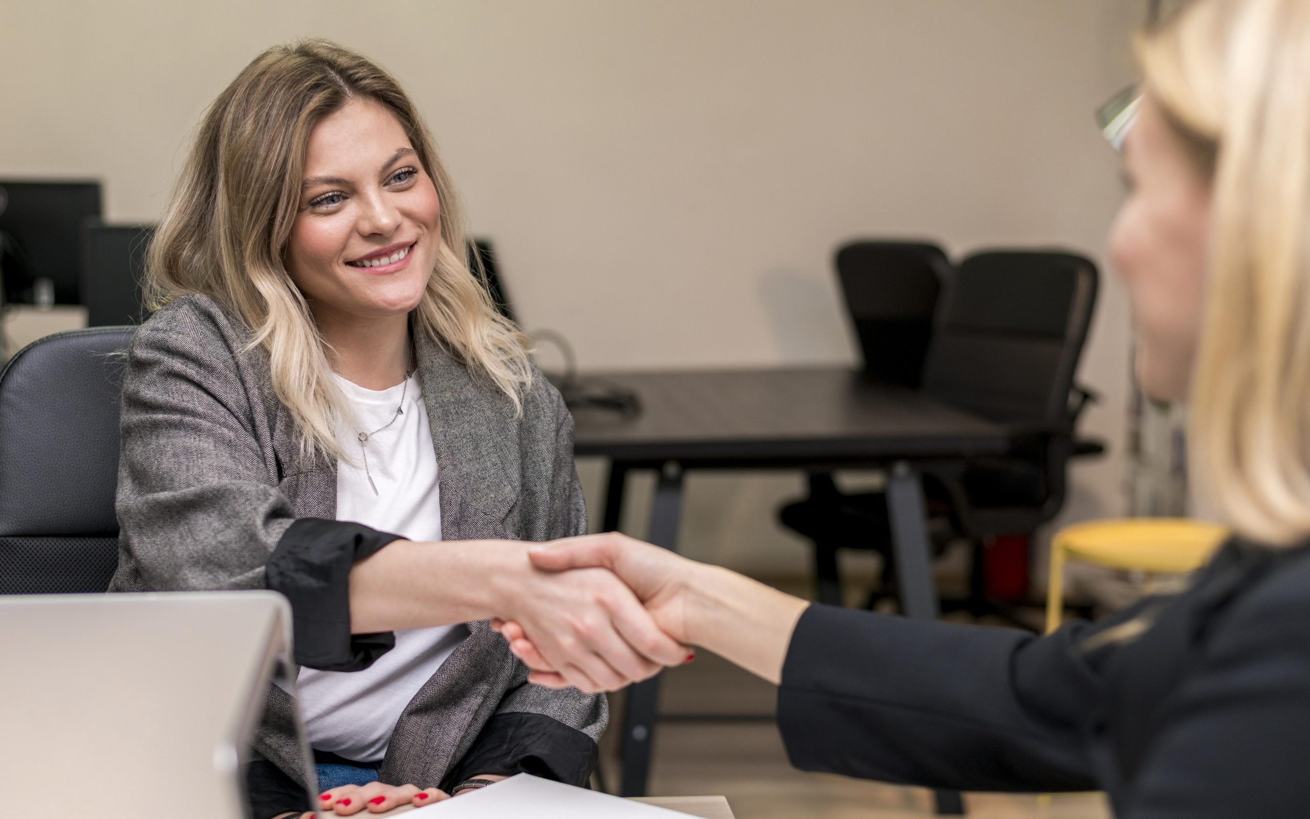 women-making-deal-work